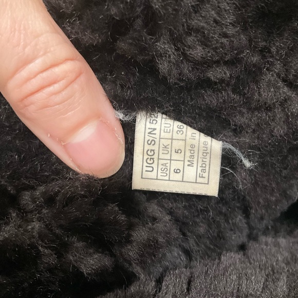 UGG CLASSIC CHOCOLATE BROWN LEATHER BOOTS - Picture 9 of 12